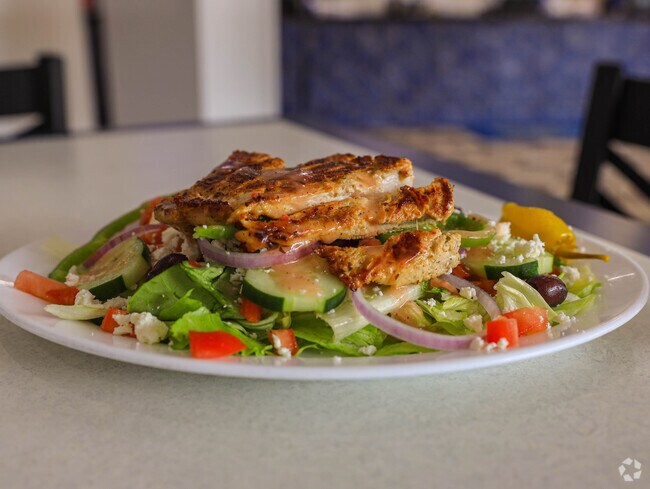 When in the Hewitt Area stop at Mythos Grill for a grilled chicken salad.