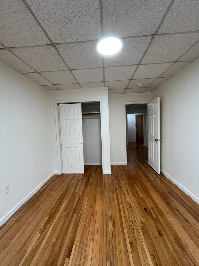 171 W 48th St unit 7, Bayonne, NJ 07002 - photo 2