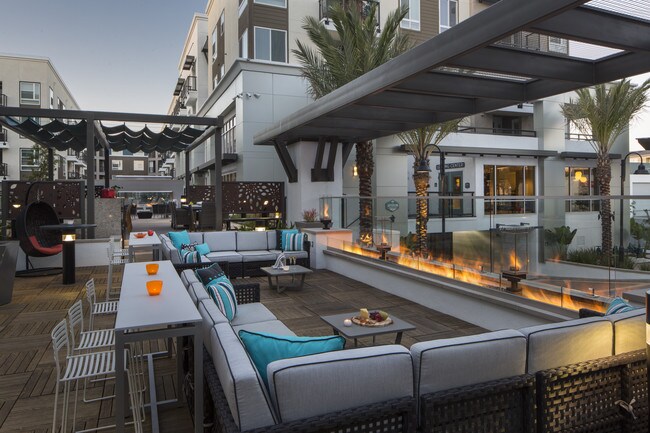 The Paramount Platinum Triangle, Anaheim, CA 92805 - photo 3