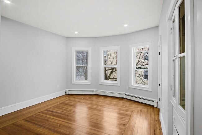 84 Fellsway E unit 2, Malden, MA 02148 - photo 4