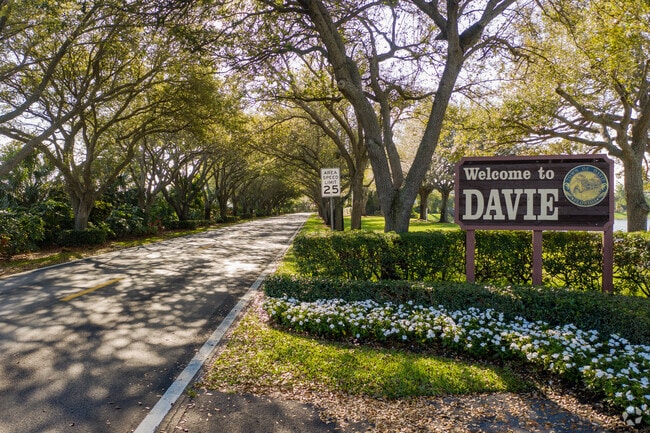 The Hawke's Bluff neighborhood is located in beautiful Davie, Florida.