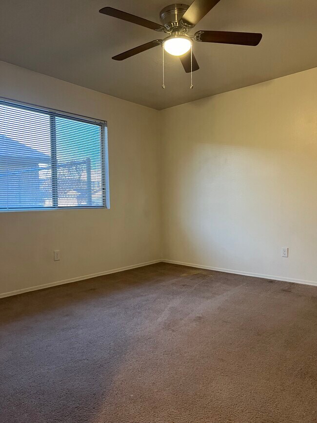 629 Kingman Ave unit C, Grants, NM 87020 - photo 6