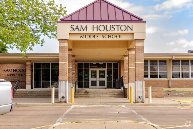 Sam Houston Middle School in West Garland offers diverse sports and art classes for Axe locals.