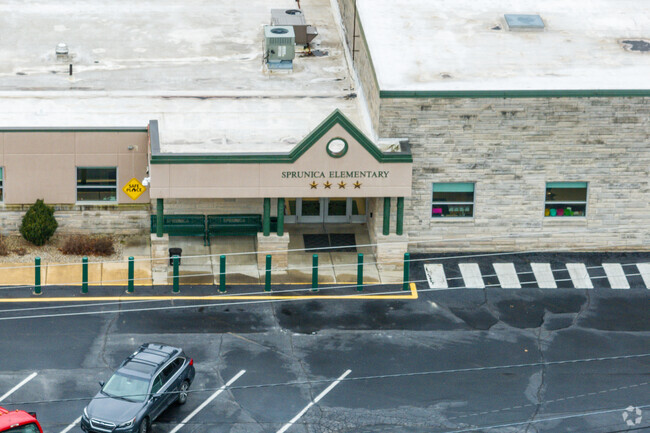 Sprunica Elementary School