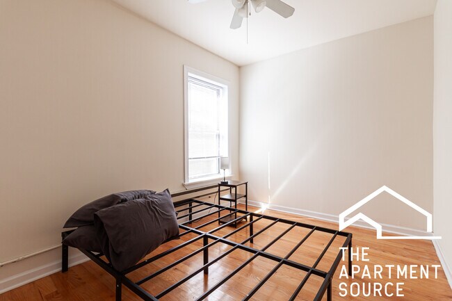 3823.5 N Fremont St unit W2, Chicago, IL 60613 - photo 6