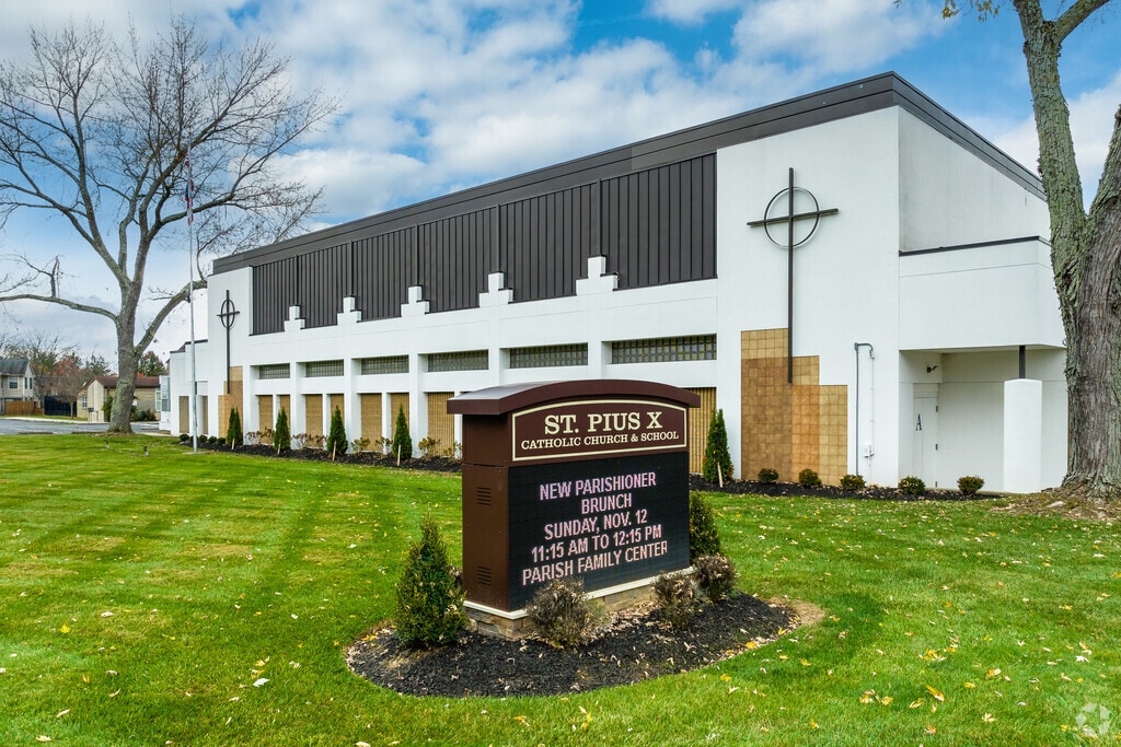 St Pius X School is located in Reynoldsburg, Ohio.