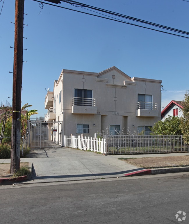 1133 N Ardmore Ave, Los Angeles, CA 90029