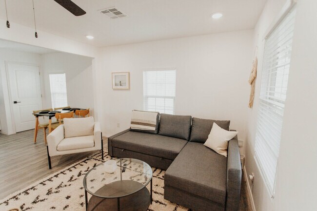 3729-3727 N 24th St unit ID1352452P, Waco, TX 76708 - photo 6