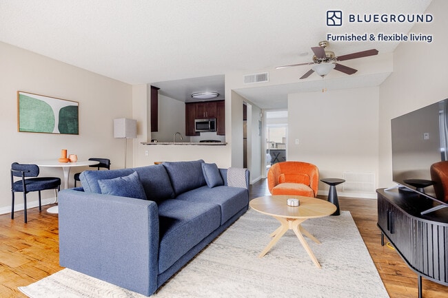 611 N Howard St unit FL3-ID1318, Glendale, CA 91206 - photo 3