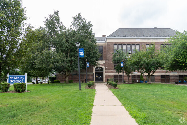 McKinley Elementary School serves students in Westfield, NJ and surrounding areas.