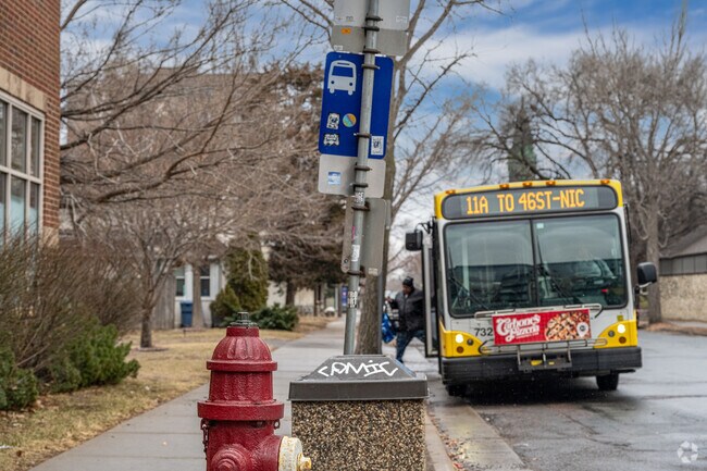 There are multiple bus stops along Broadway in St. Anthony West.