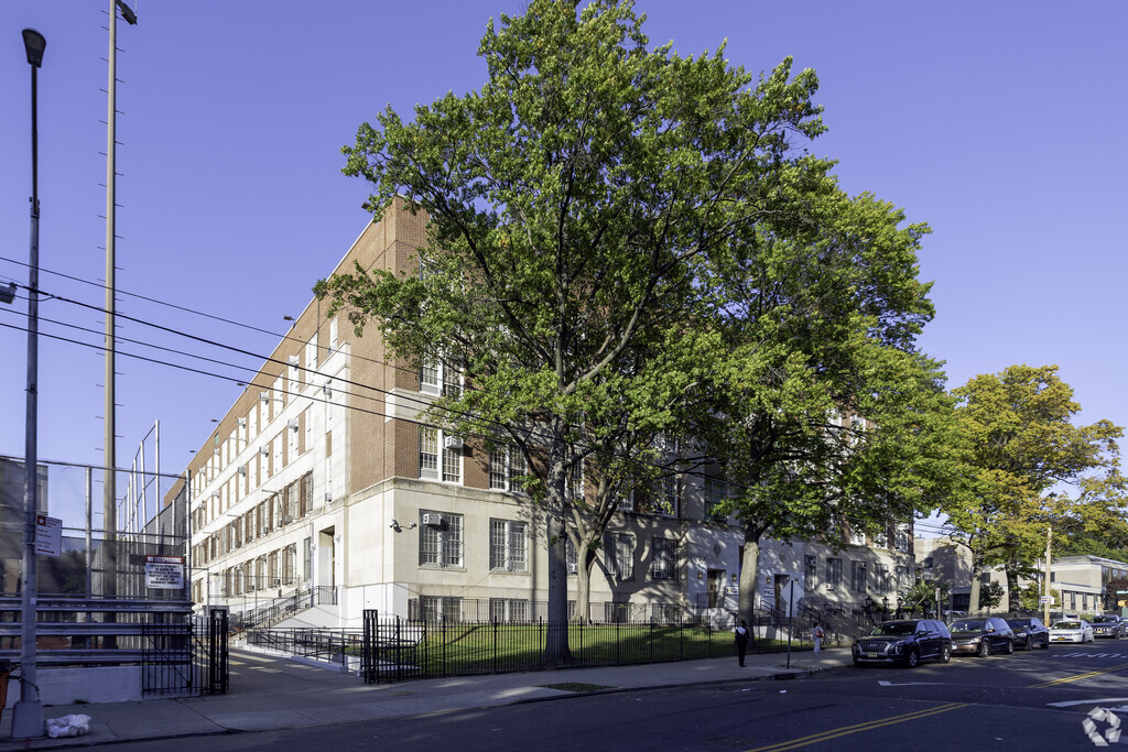 Collegiate Institute for Math and Science is ranked 320th within New York.