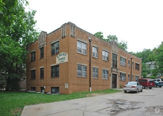 1423 Ohio St, Lawrence, KS 66044