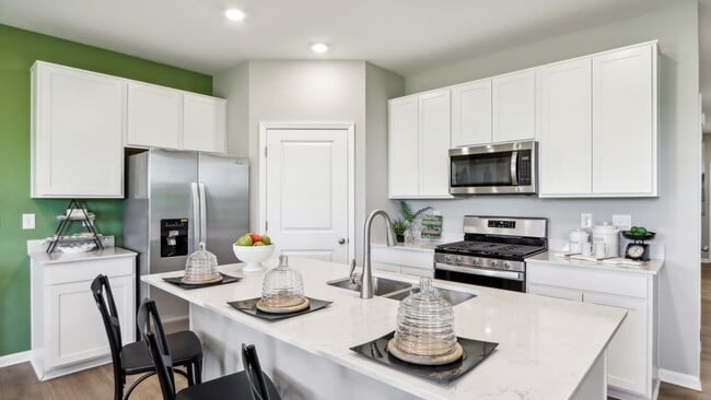 1244 Aster Dr, Shelbyville, IN 46176 - photo 3