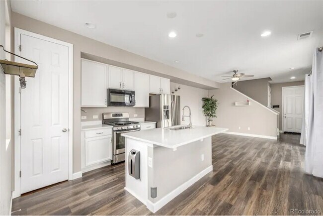 23614 E 5th Place, Aurora, CO 80018 - photo 3