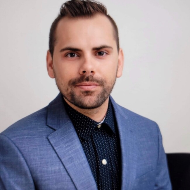 Agent Photo