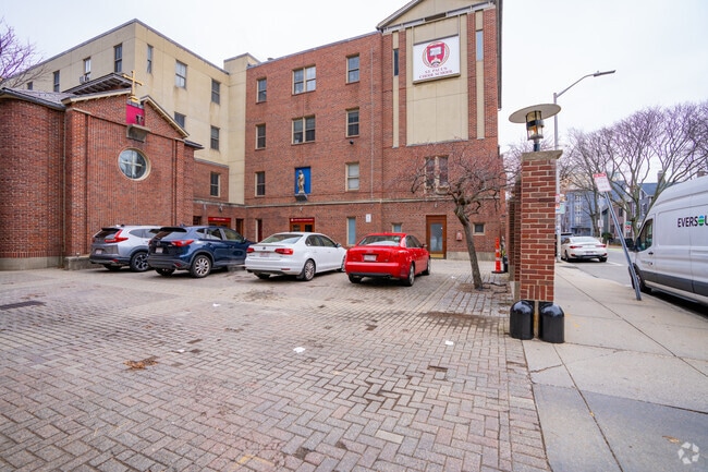 Saint Paul's Choir School in Cambridge has an overall grade of A+ on Niche.