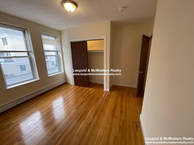 180 N Beacon St unit 11, Boston, MA 02135 - photo 5