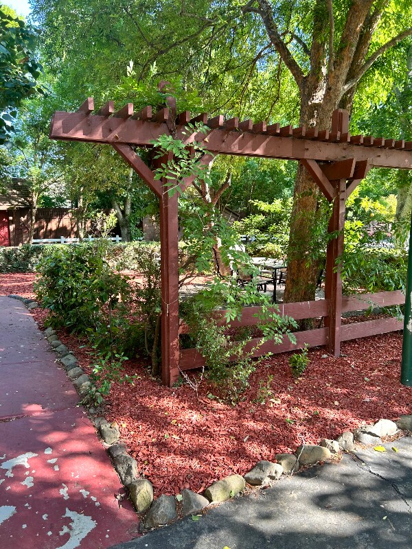 155 Madrone Ave, Morgan Hill, CA 95037