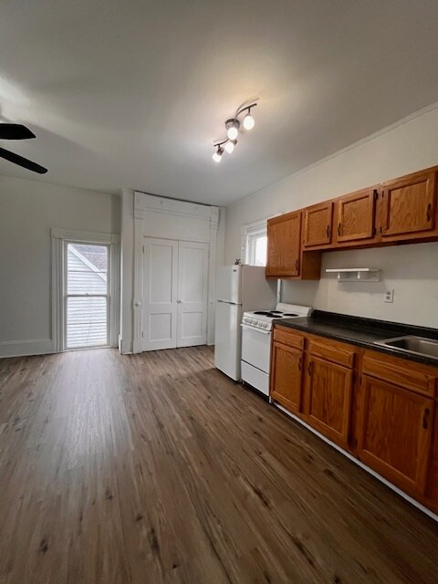 300 S Washington St unit D, Hagerstown, IN 47346 - photo 7