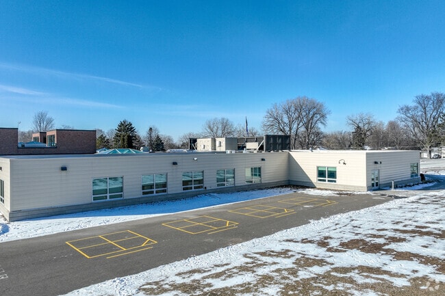 Pilot Knob STEM Magnet School's teachers earned a grade of A- from Niche.com.