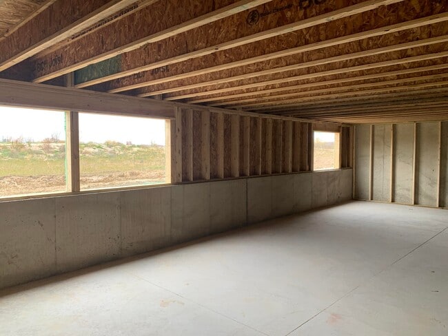 4869 Bethpage Dr NW, Alpine Township, MI 49321 - photo 3