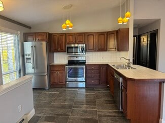 35 Husson Ave, Bangor, ME 04401