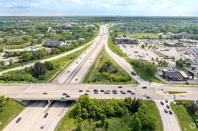 Convenient freeway access to I-35E is available to the Vadnais Heights residents.