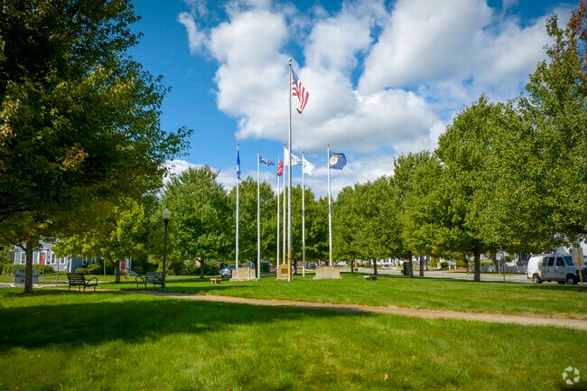Honor the soldiers who served their country at the Georgetown town center.