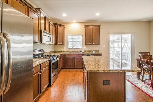 7932 Pettigrew St, Elkridge, MD 21075 - photo 7