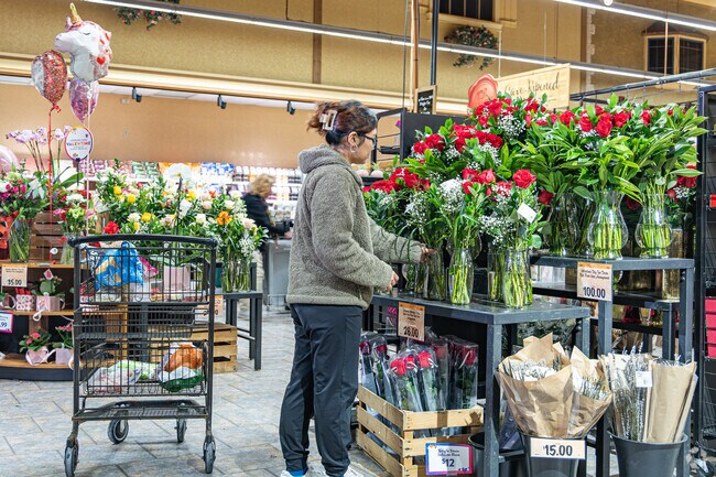 Shop Rite in Old Bridge always has a nice selection of fresh flowers.