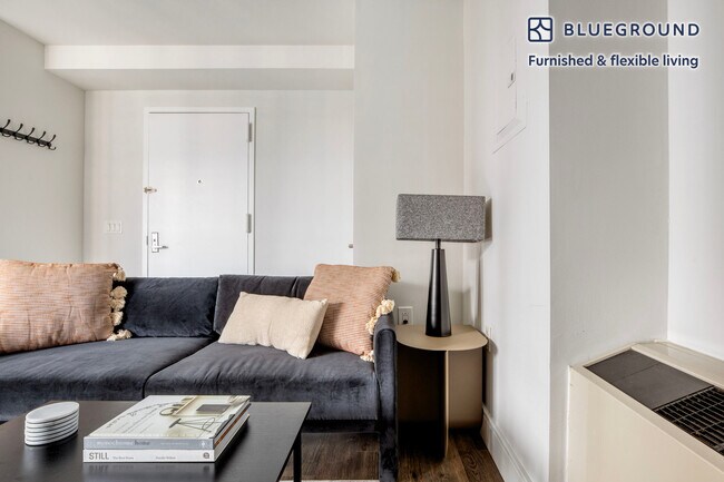 354 E 91st St unit FL20-ID1418, New York, NY 10128 - photo 2