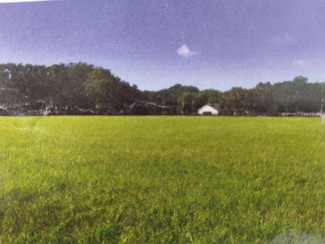 8035 NW 120th St Unit Stables Apt 1, Reddick, FL 32686