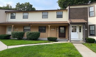 3026 Debra Ct, Auburn Hills, MI 48326