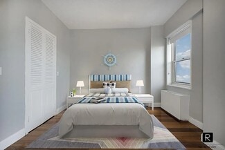 60 E 8th St Unit 18V, New York, NY 10003