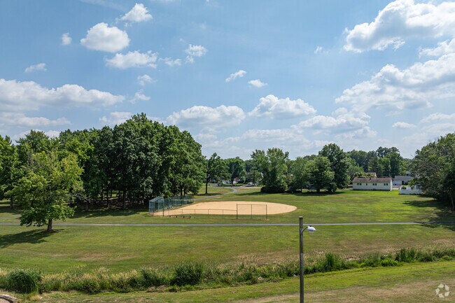Brunswick Acres Elementary School