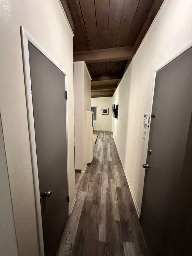 1011 2nd St unit Studio- Utilities Pa, San Rafael, CA 94901 - photo 5