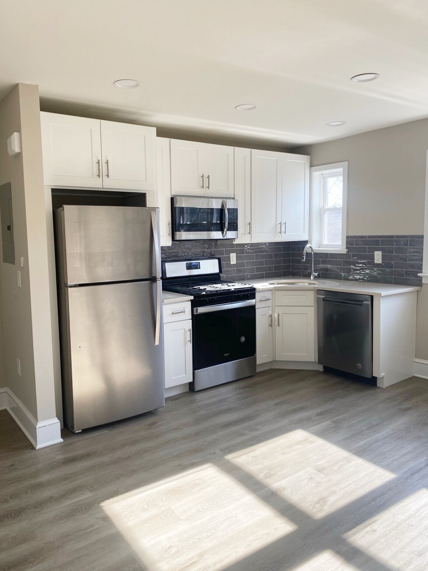 Riverside Estates Apartment Homes 12 Riverside Dr, Cranford, NJ