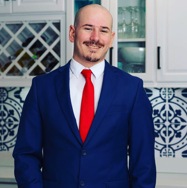 Agent Photo