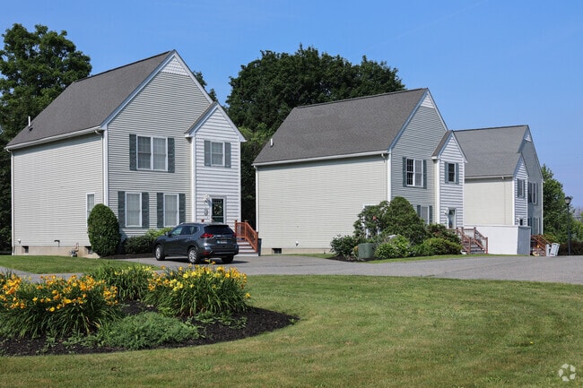 Groveland features open green spaces nestled among clusters of homes, creating a peaceful, community-oriented environment with plenty of room to enjoy the outdoors.