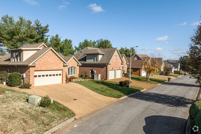 You can find comfort and warmth in a cozy home in Hopewell.