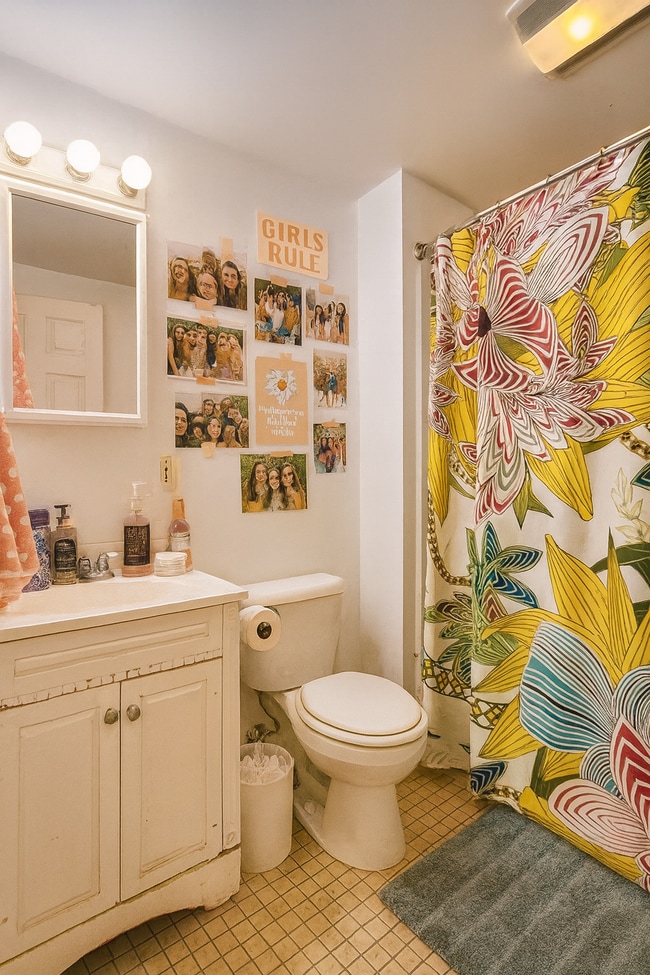 62 Egmont St Unit 1B, Brookline, MA 02446