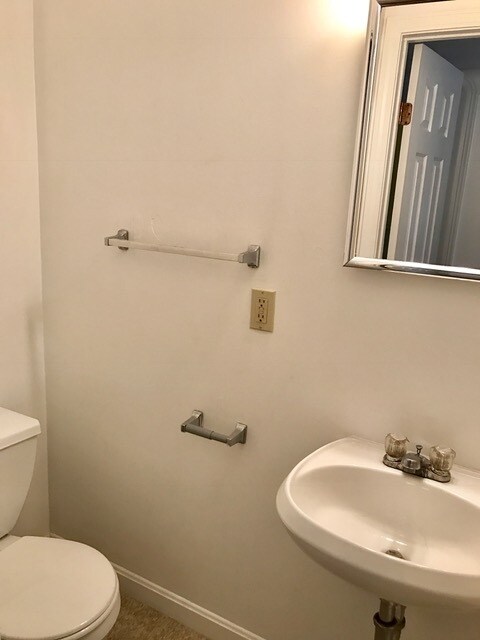 1077 Beacon St unit 9, Brookline, MA 02446 - photo 6