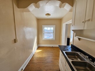 1374 West Blvd Unit 409, Cleveland, OH 44102