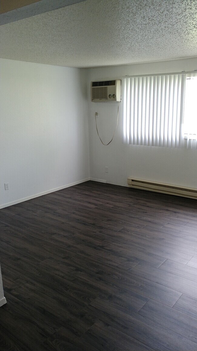 Williston Estates, Williston, ND 58801 - photo 3