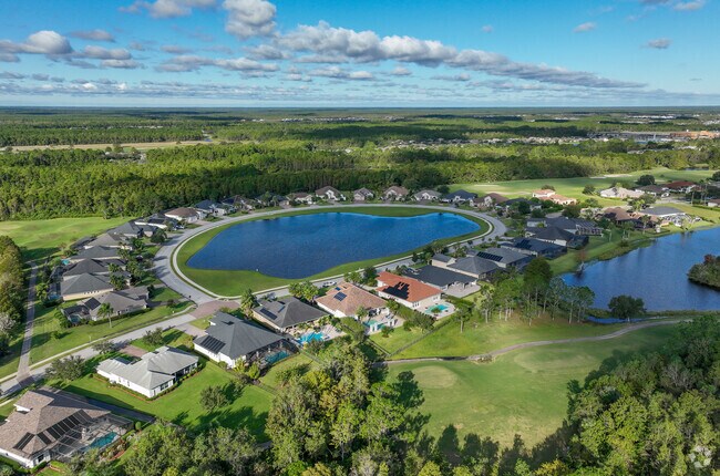 The LPGA International Golf Club in Lionspaw, has both larger and midsize homes.