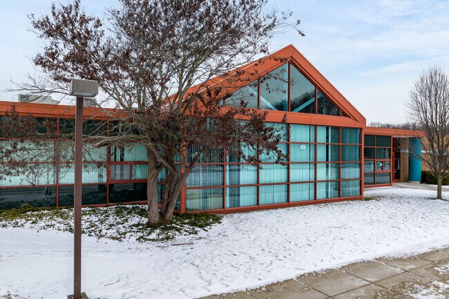 Millside Elementary School, Entrance.
