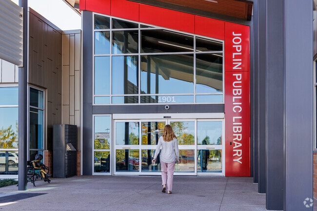 Parr Hill Park is home to the Joplin Public Library.