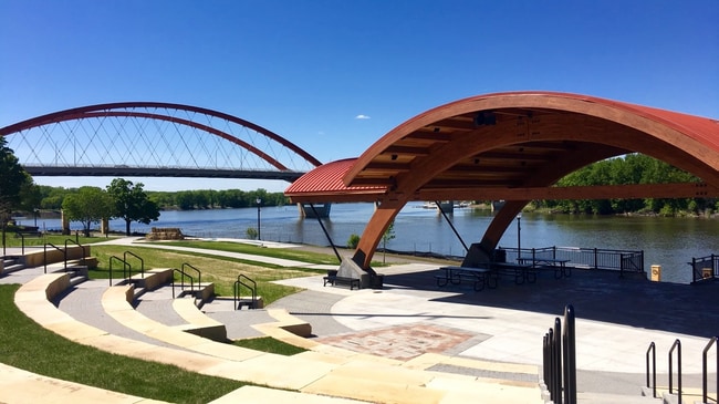 2112 Spring St unit 3, Hastings, MN 55033 - photo 3