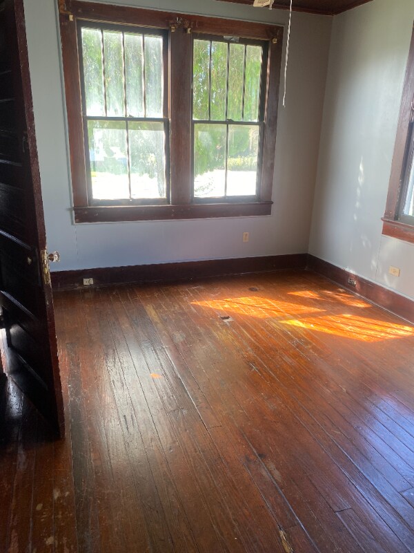 616 Weeks St, New Iberia, LA 70560 - photo 2